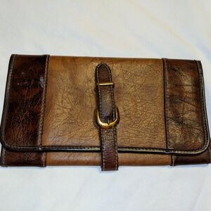 *True vintage Men's over-sized faux leather wallet